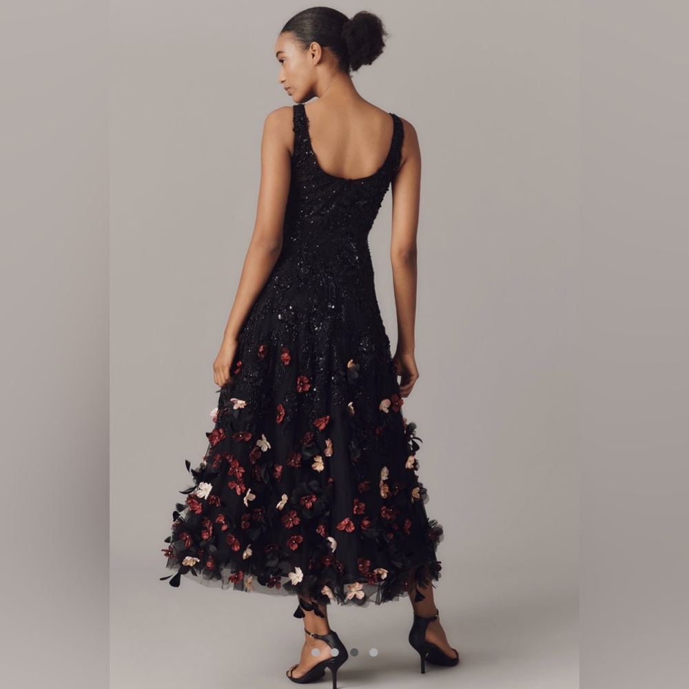 MAC DUGGAL Sleeveless Beaded Midi Dress With 3D Flowers NEW SIZE 4 - Picture 3 of 9